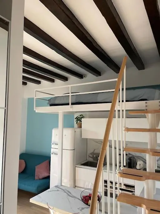 Cozy Studio In Porta Venezia Apartment Milan Italy