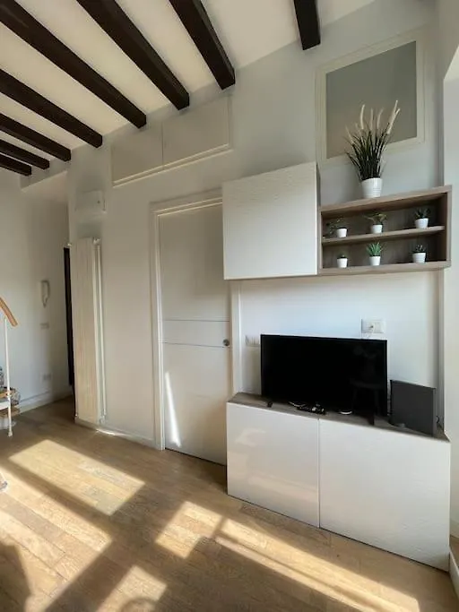Cozy Studio In Porta Venezia Apartment Milan